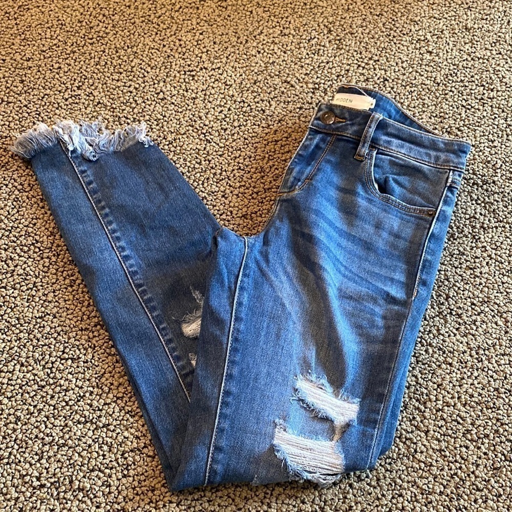Hidden Distressed Skinny Blue Jeans Size 26 in Like New Condition